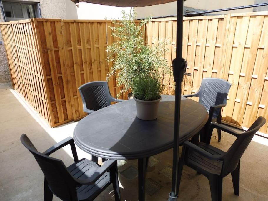 Appartement 4 Voyageurs Avec Terrasse - Wifi Каркассонн Екстер'єр фото